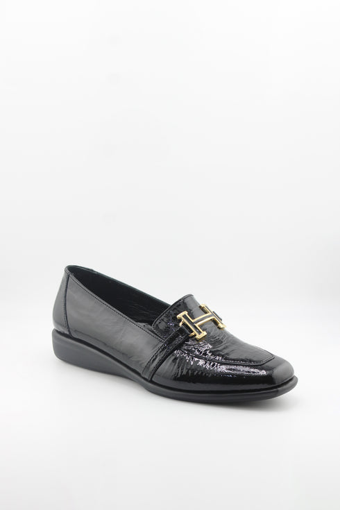 DFC Relax Leather Loafers with Metal Accent